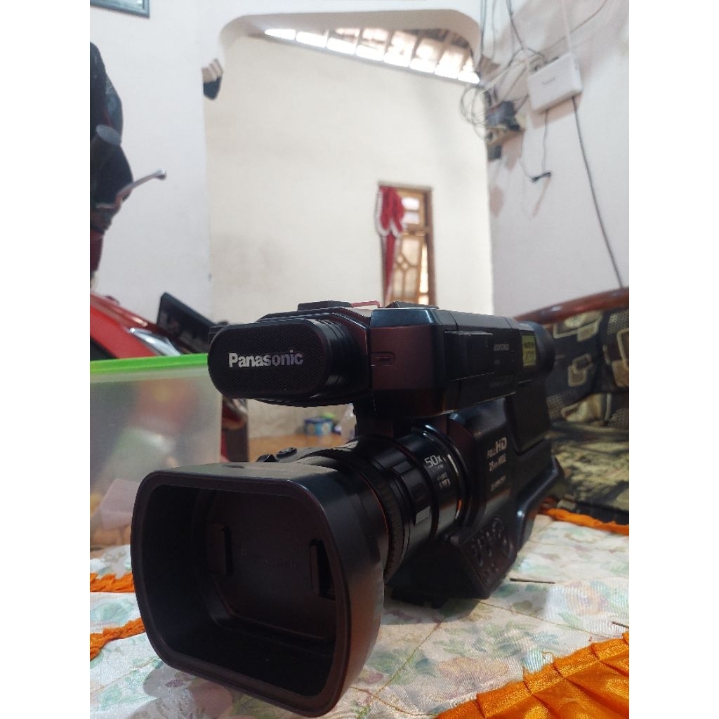 camcorder Panasonic HC MDH2