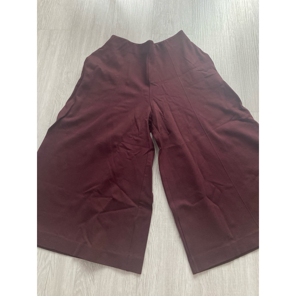 [PRELOVED] Uniqlo Cullotes | Celana Kulot Wanita