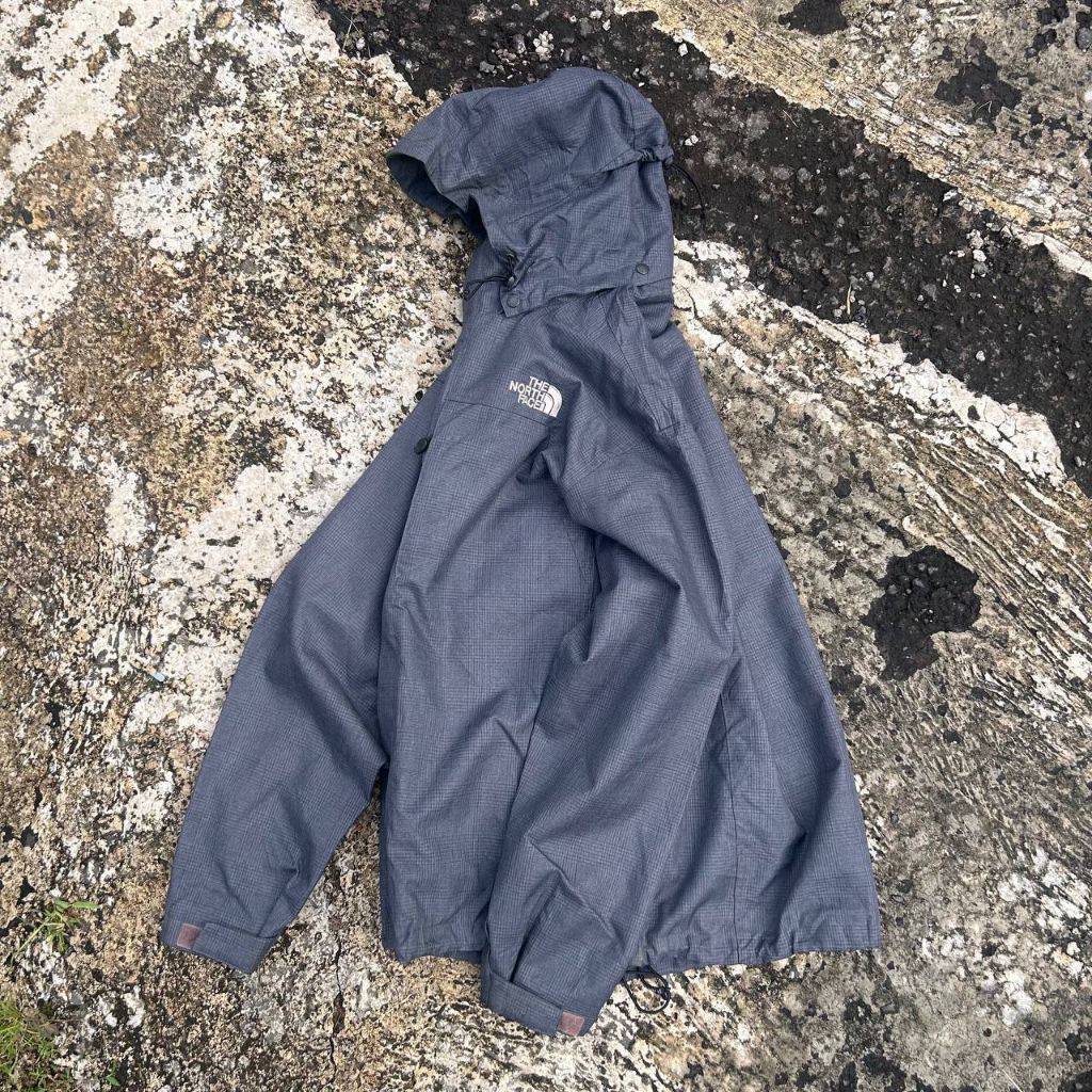TNF outdoor gorpcore saku dada