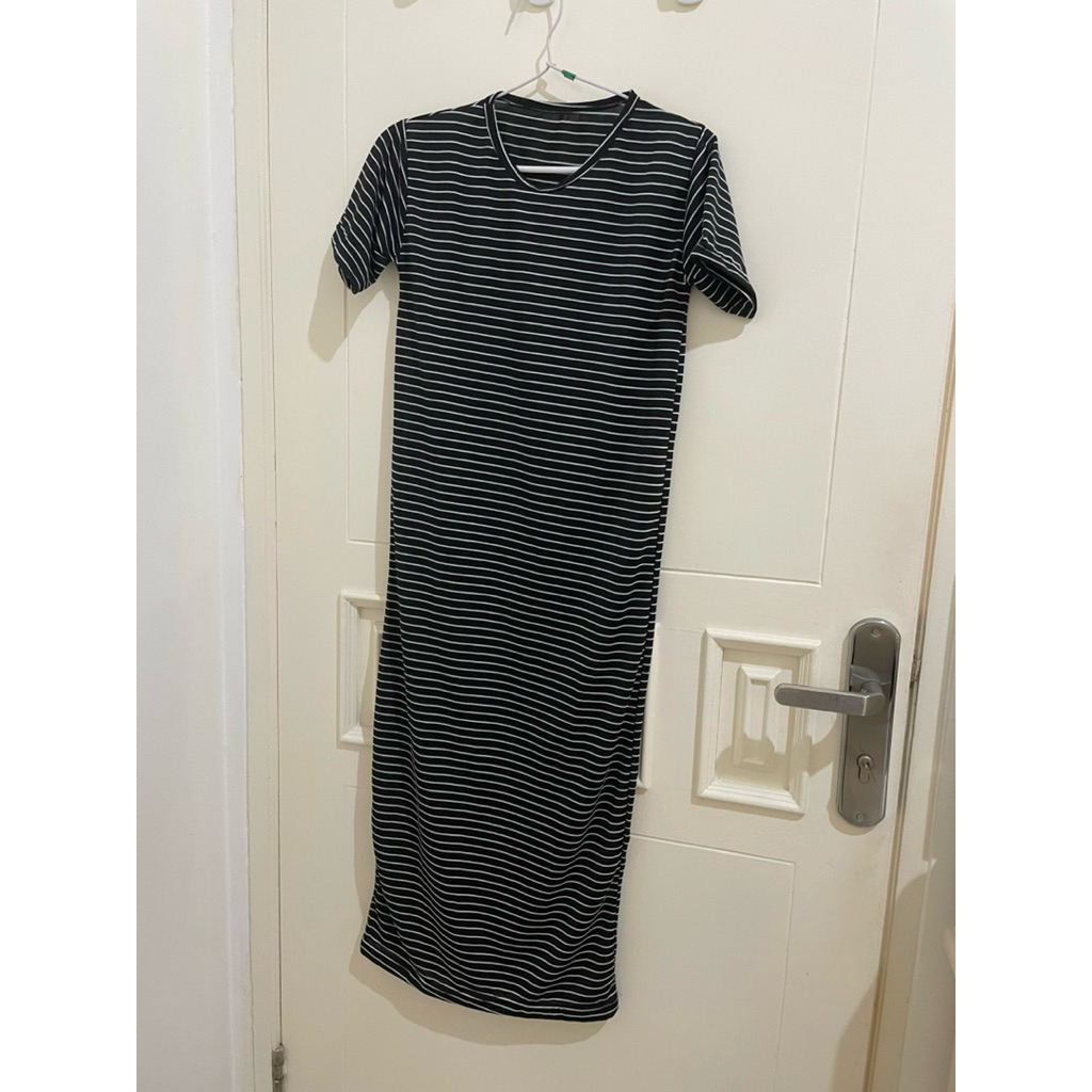 [reserved] midi dress daster garis hitam putih