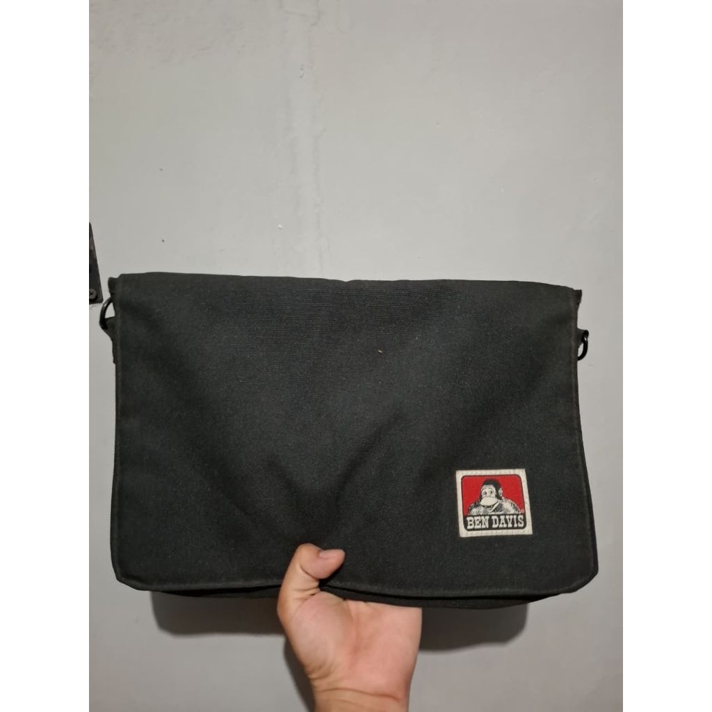 BEN DAVIS BAG