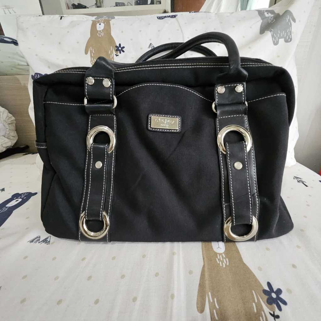 Tas shoulder sisley hitam muat banyak