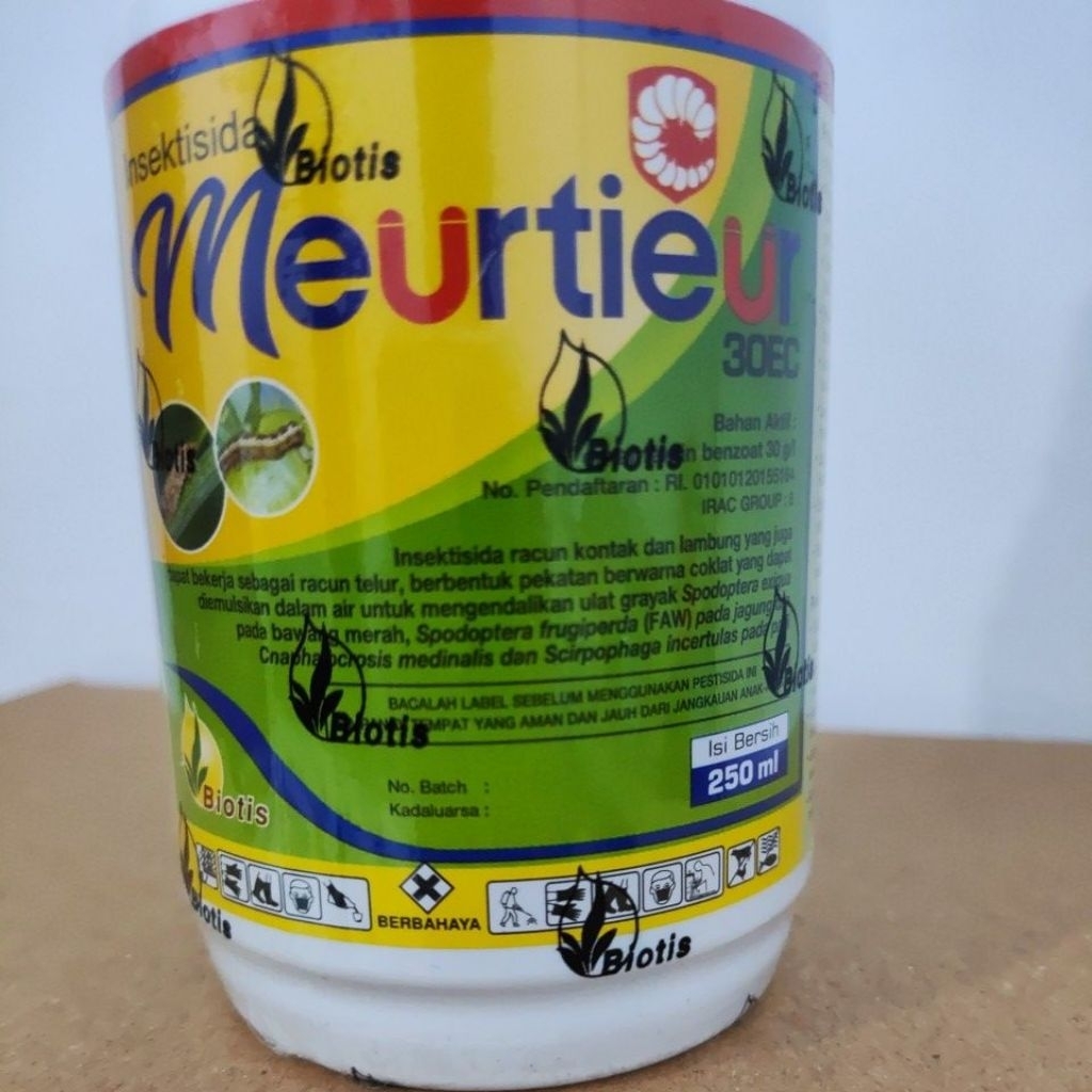 Meurtieur 250 ml Pembasmi Ulat - Meurtieur 30 EC 250ml