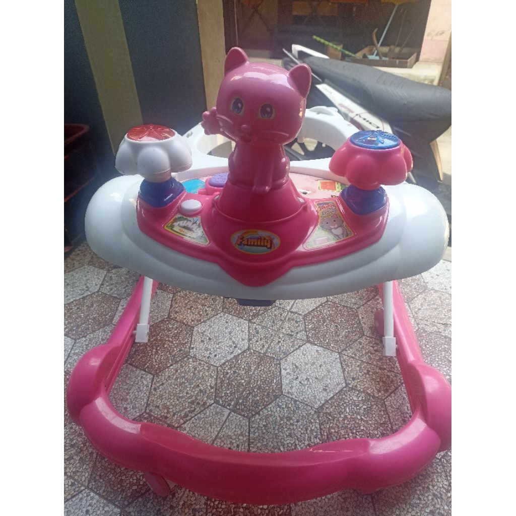 Baby Walker Family - Musik, dan Mainan Bola
