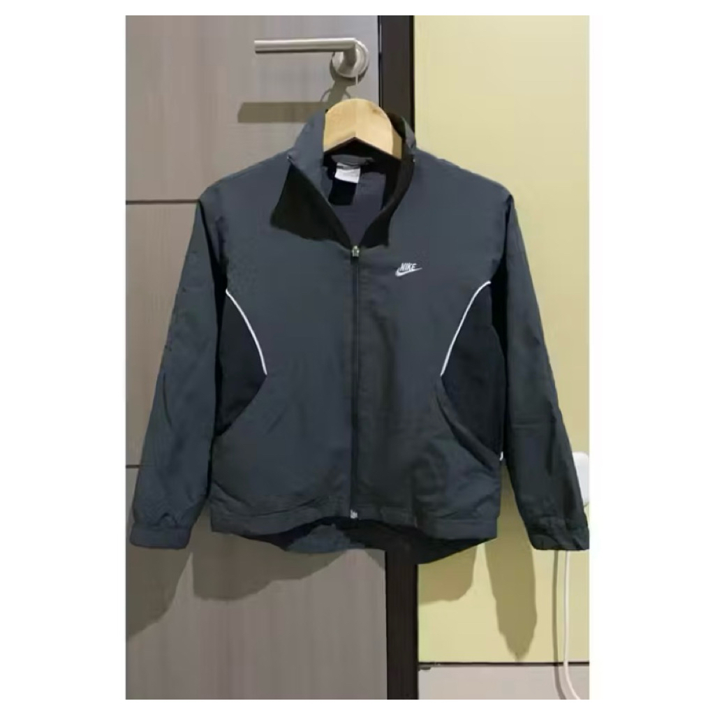 jaket nike preloved second