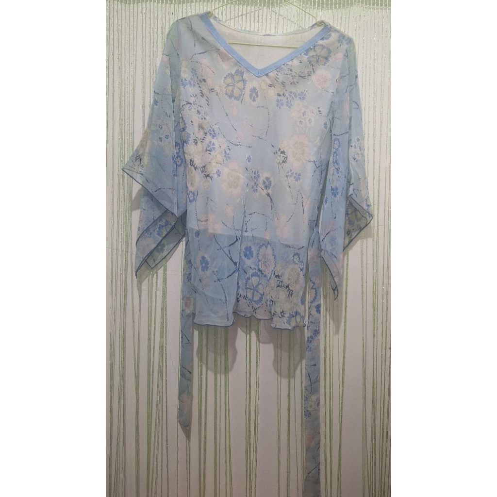 blouse blus wanita lengan panjang biru muda motif bunga