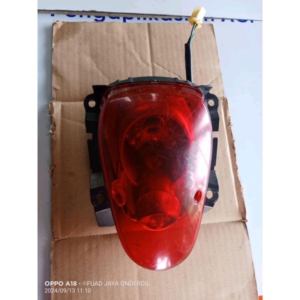 lampu belakang lampu stop Scoopy karbu ORIGINAL COPOTAN