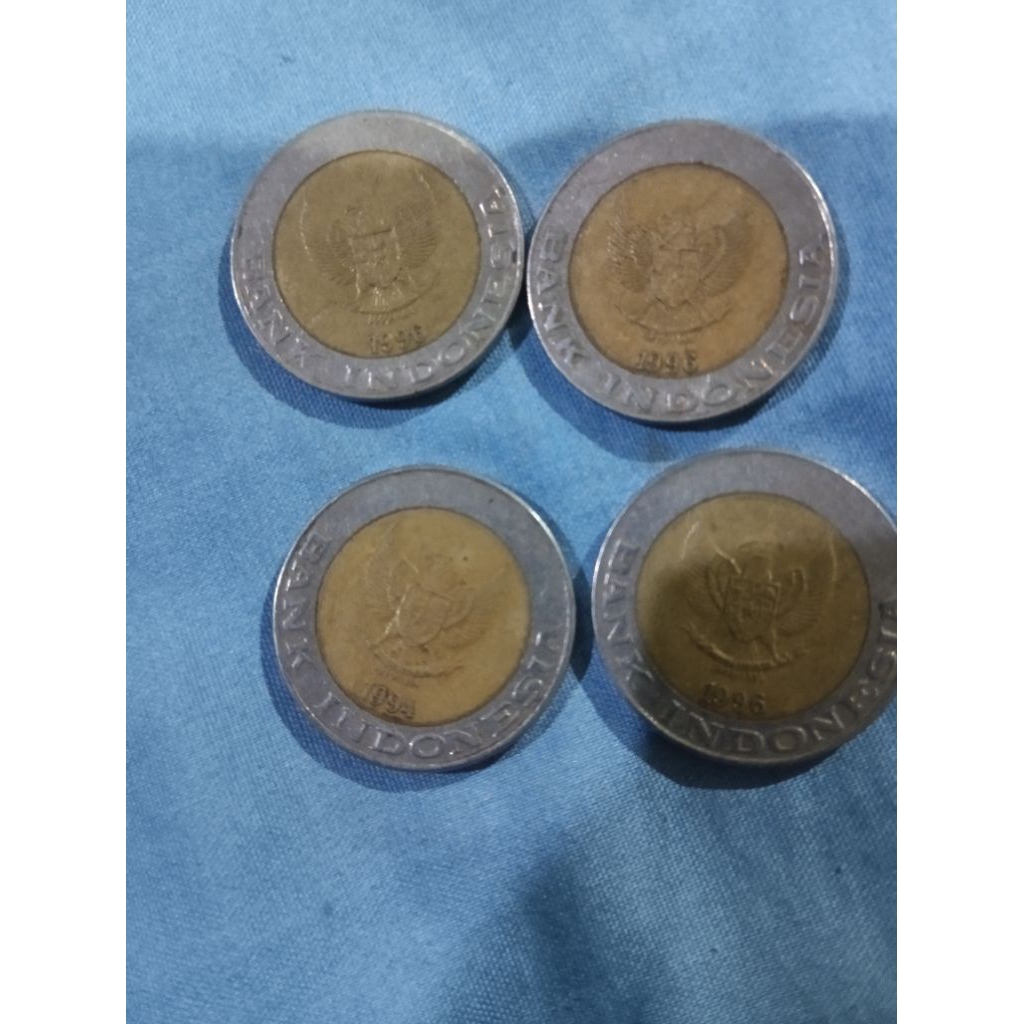 Perak dan uang koin