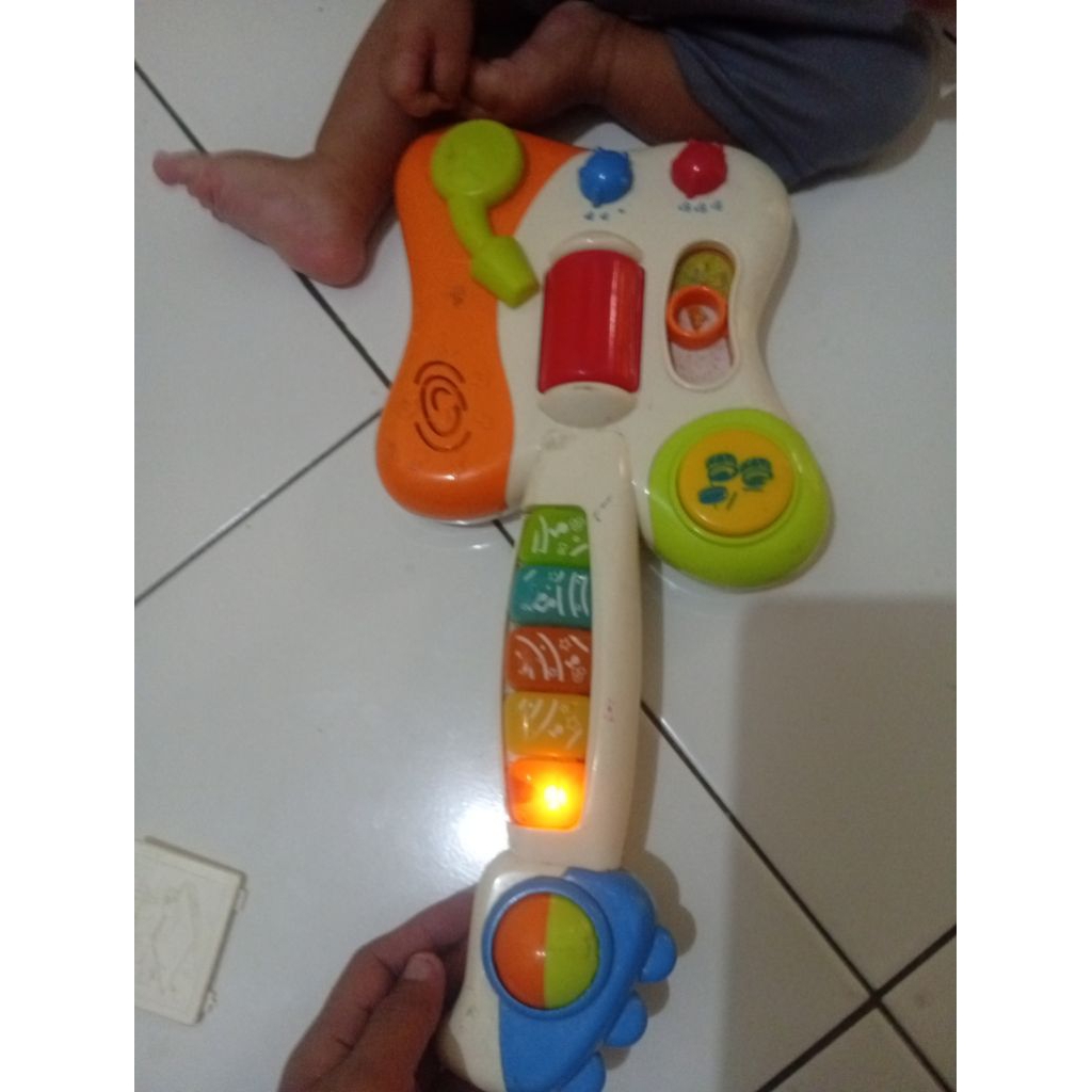mainan gitar anak bekas