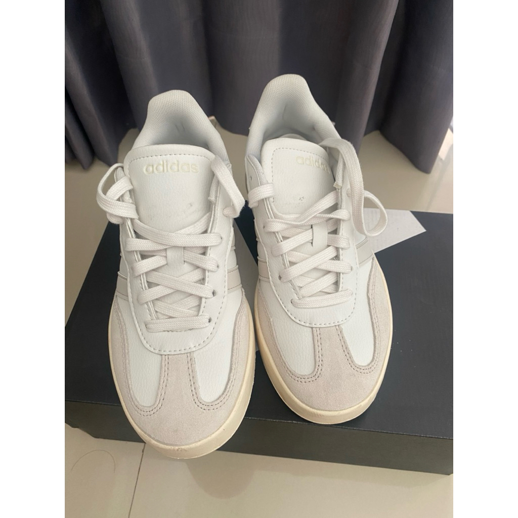 preloved sepatu adidas women size 38 ORI