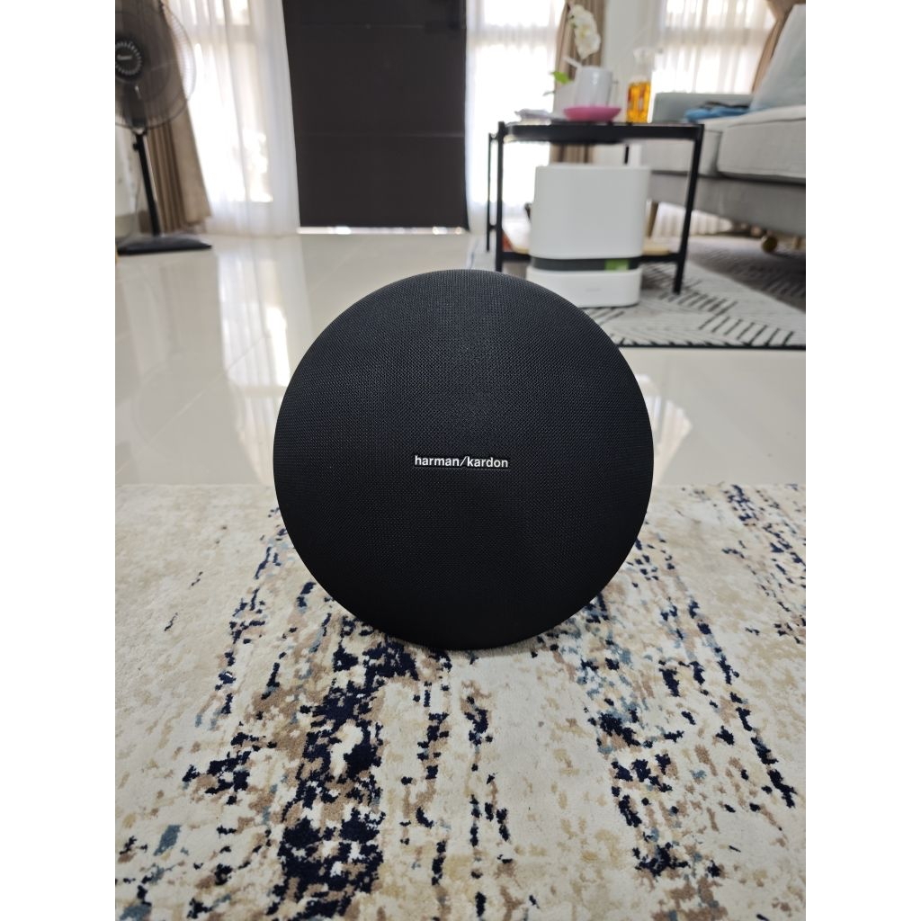 Harman Kardon Onyx Studio 3