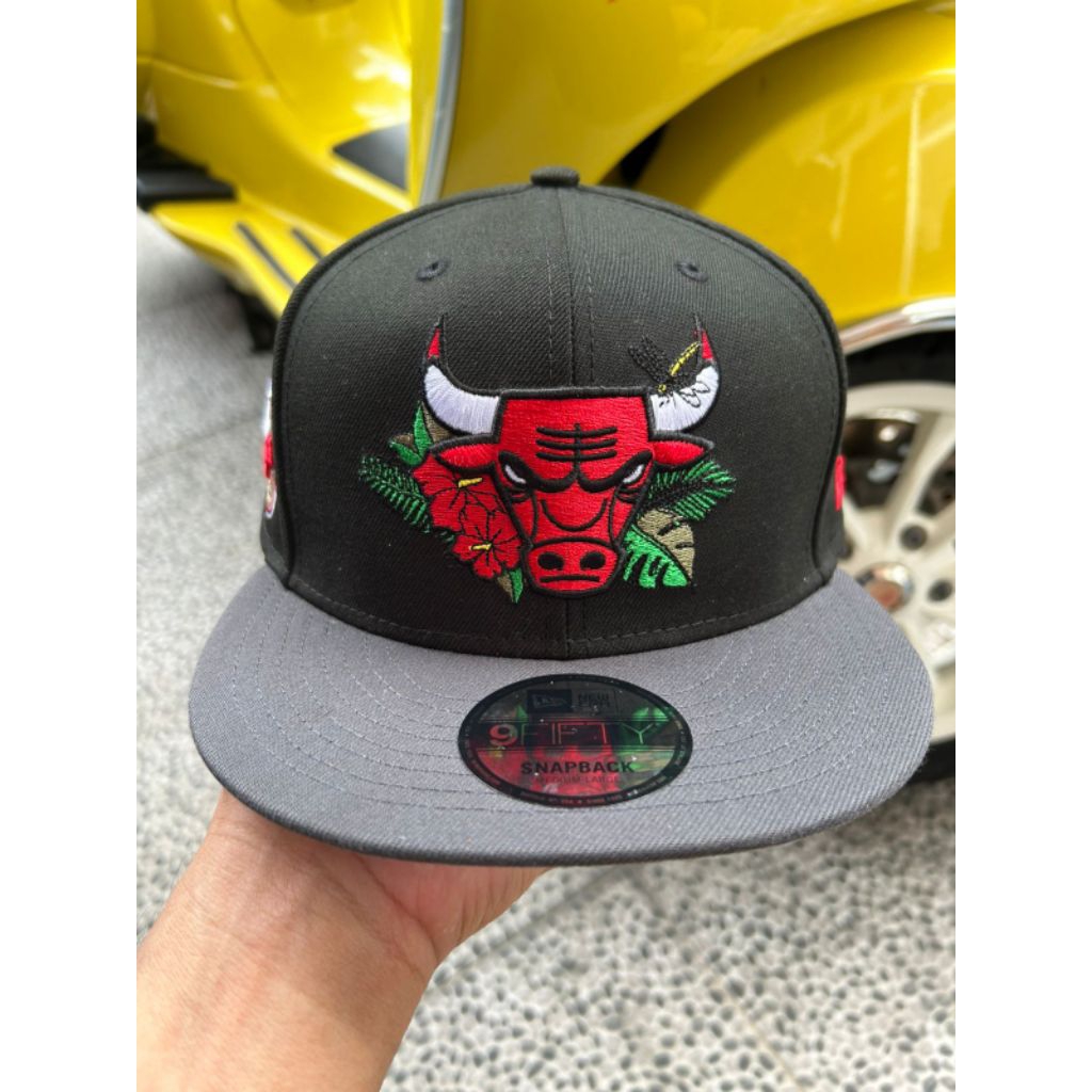 Topi New Era 9FIFTY NBA CHI BULLS Floral Original