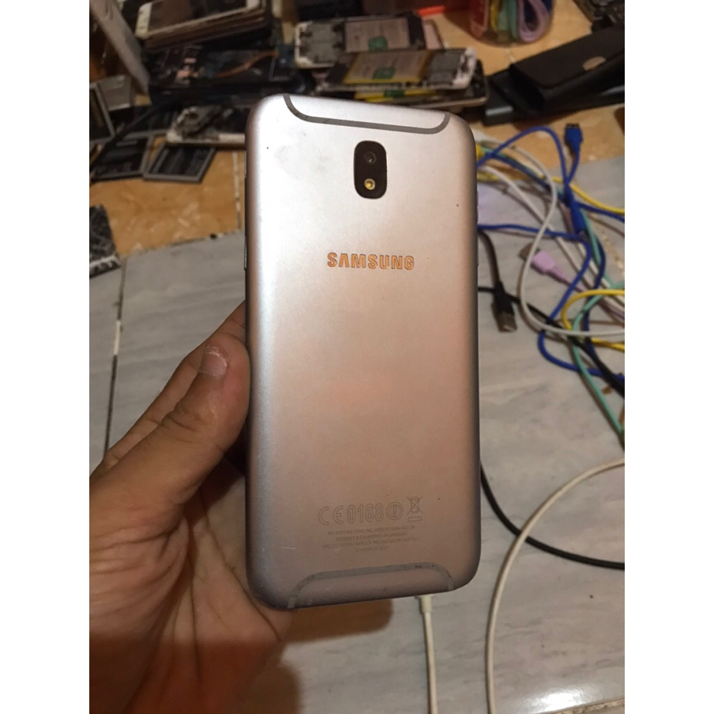 samsung j5 pro minus lcd Ram 3/32