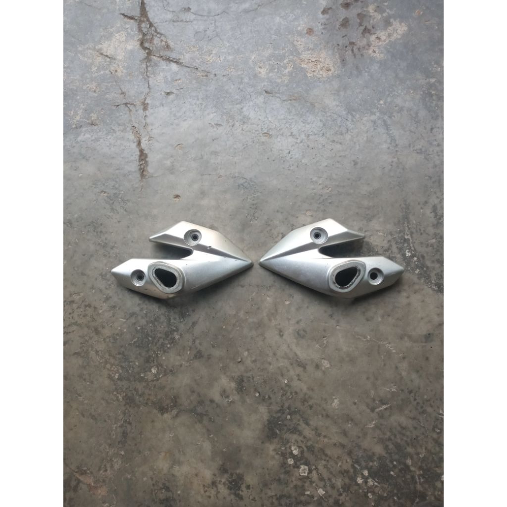 Kupingan lampu depan Vixion old original second