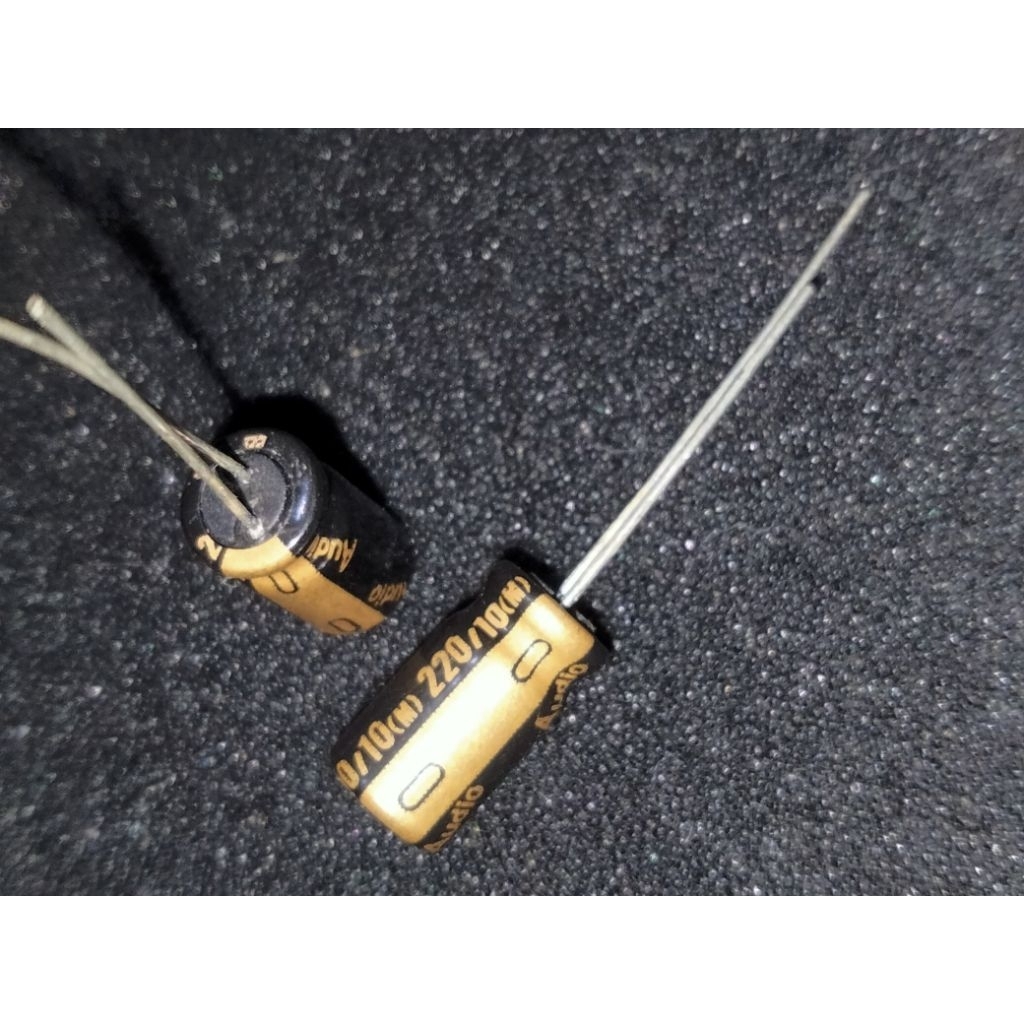 ELCO 220uf 10V NICHICON AUDIO SERIES