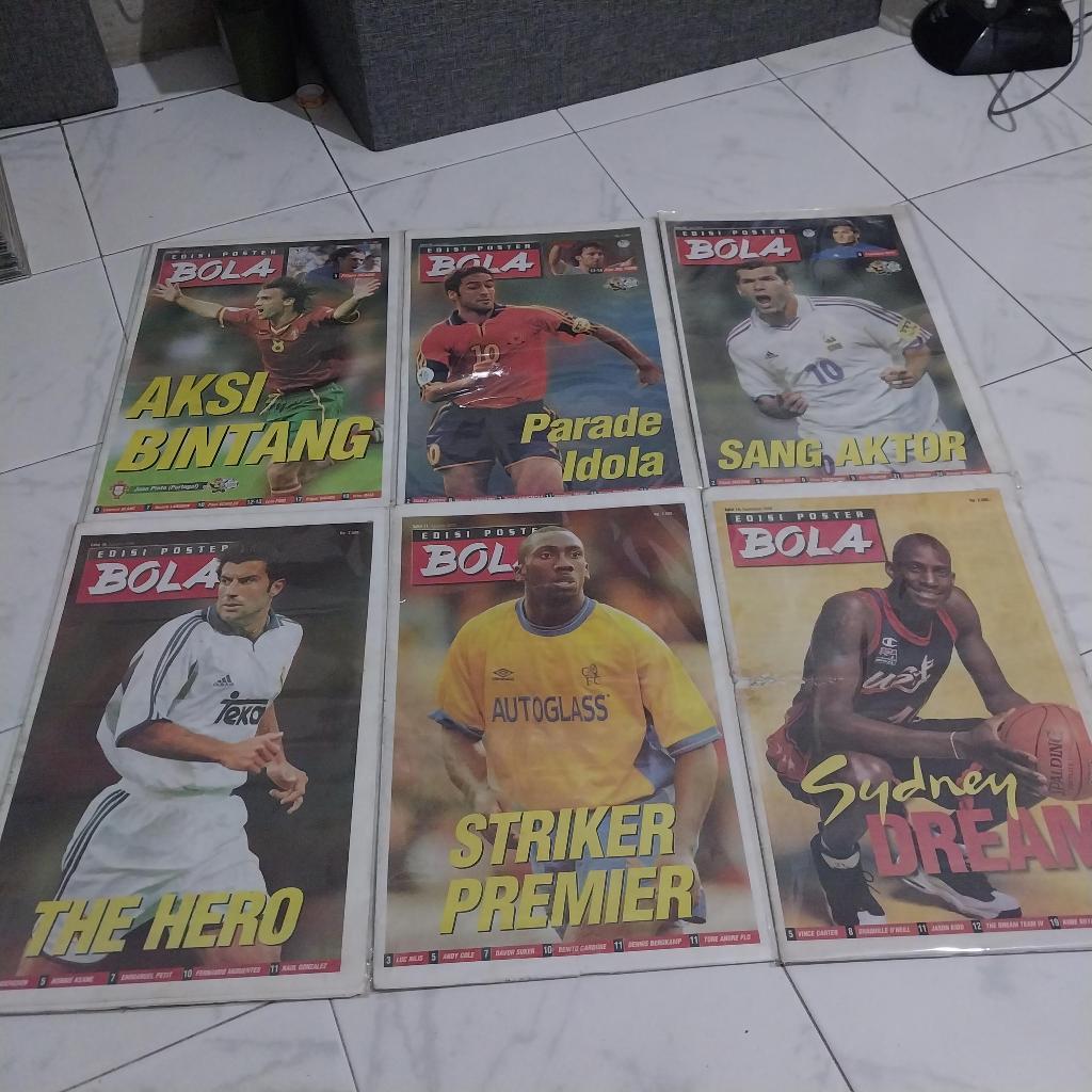 Sepaket Tabloid Bola Edisi Poster Edisi Perdana, 2, 3, 10, 11, 14 Total 96 Poster (Baca Deskripsi)