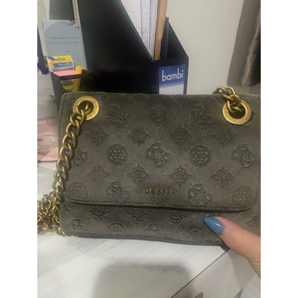 preloved shoulder bag guess