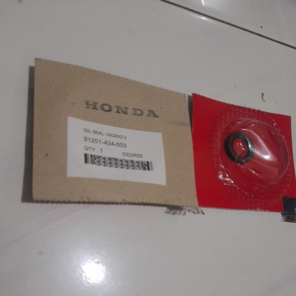 OIL SEAL 14X20X3.2     91201 - 434 - 003