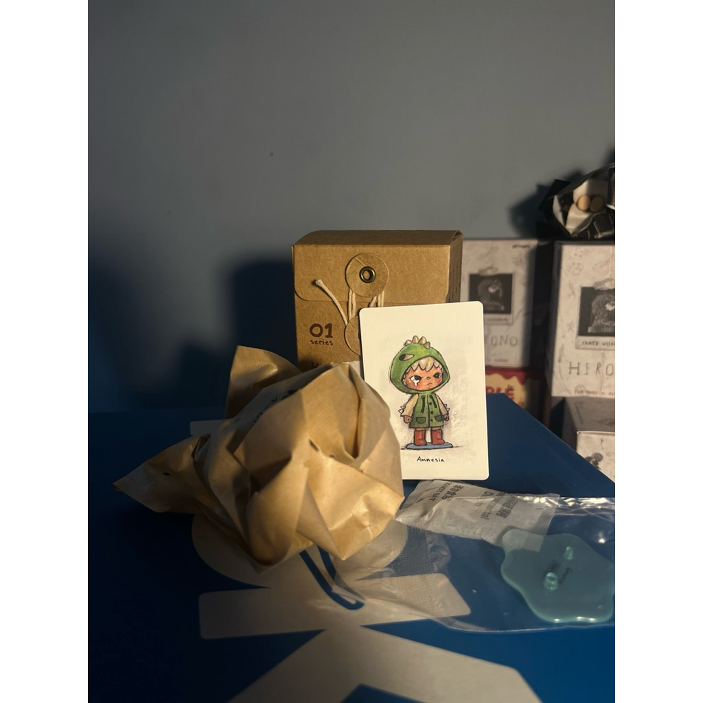 Hirono The Other One - Amnesia (SEALED FOIL)
