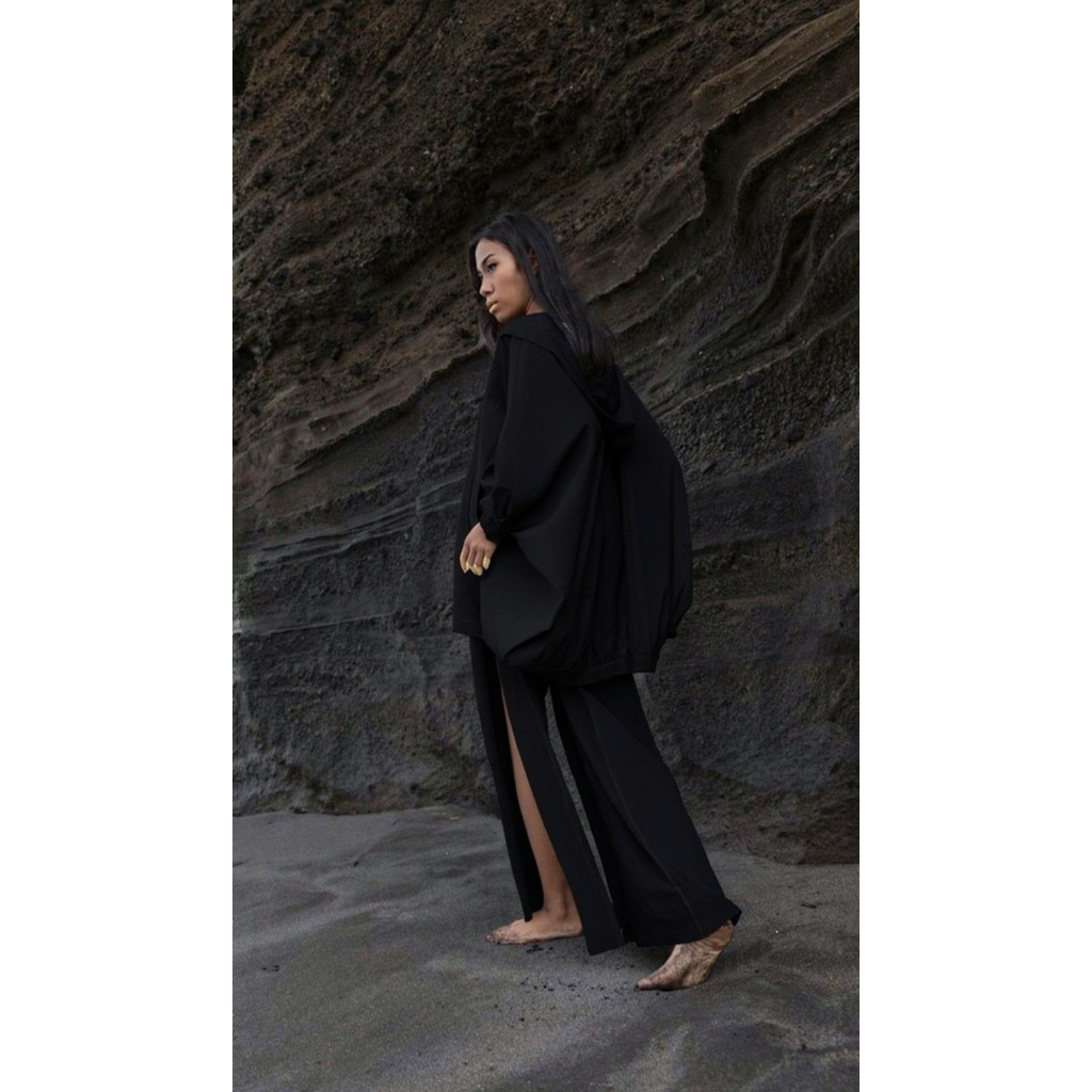 BIASA OFFICIAL - Jacolyn - Oversized Egg Shaped Parka Dress Black