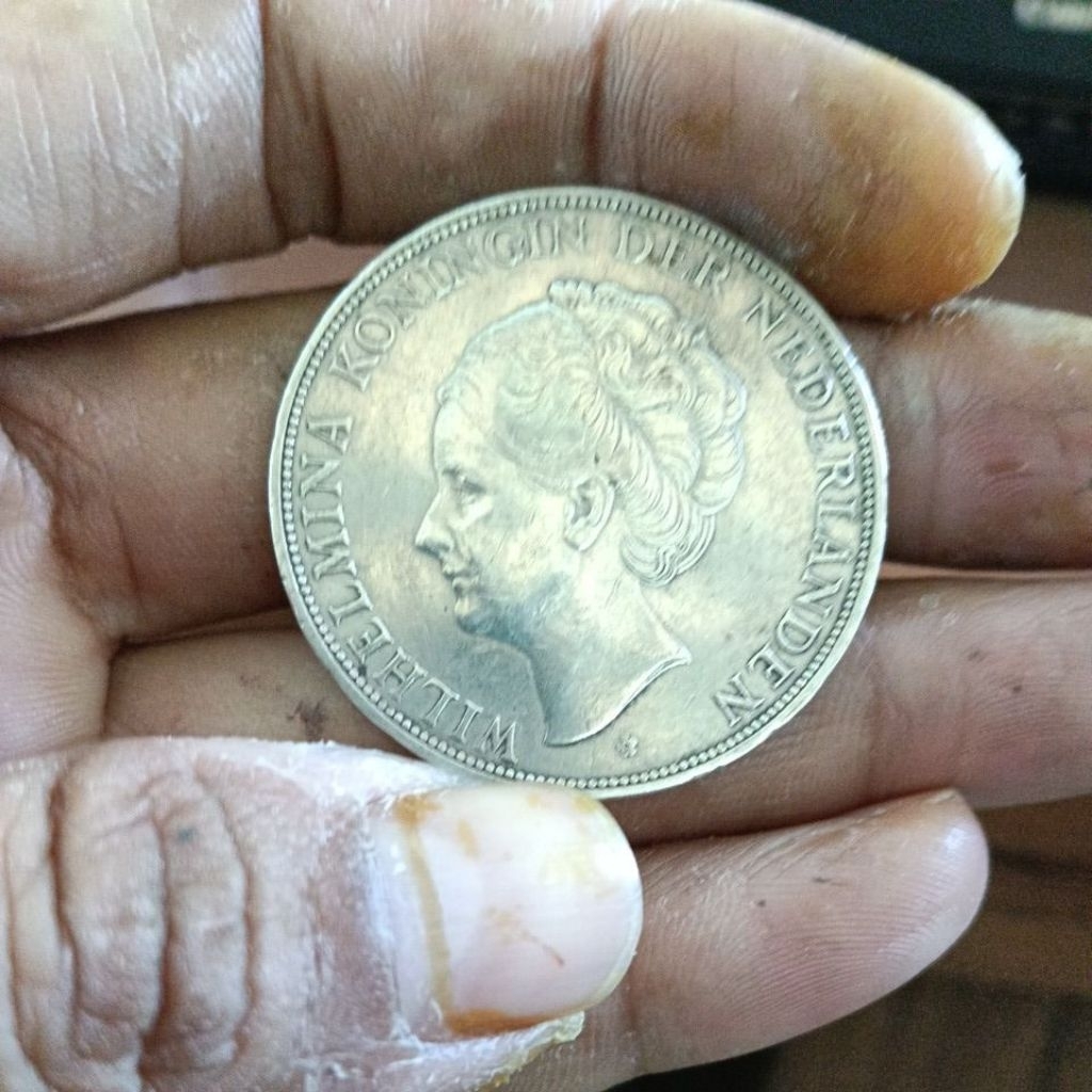 koin Wilhelmina 2 1/2 Gulden original