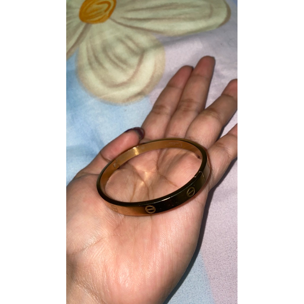Preloved gelang cartier