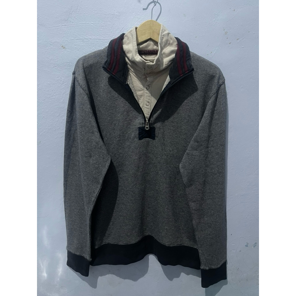 Half Zipper Ikka Second