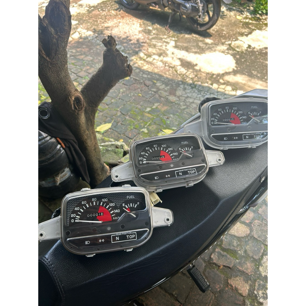 SPEEDOMETER SIRIUS V / VEGA R LAMA