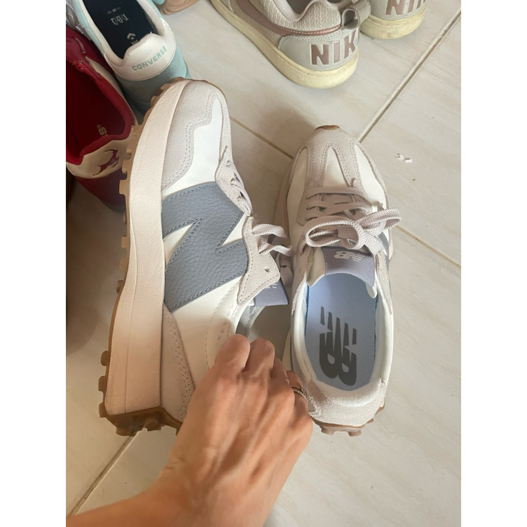 NB327