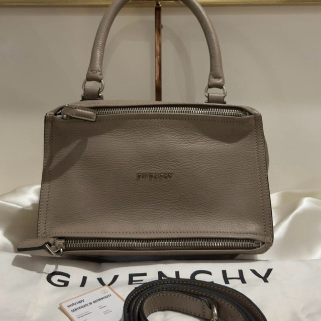 Givenchy Pandora - Authentic