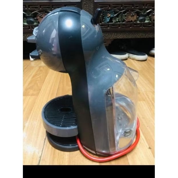 mesin kopi portable Nescafe Dolce gusto. normal.
