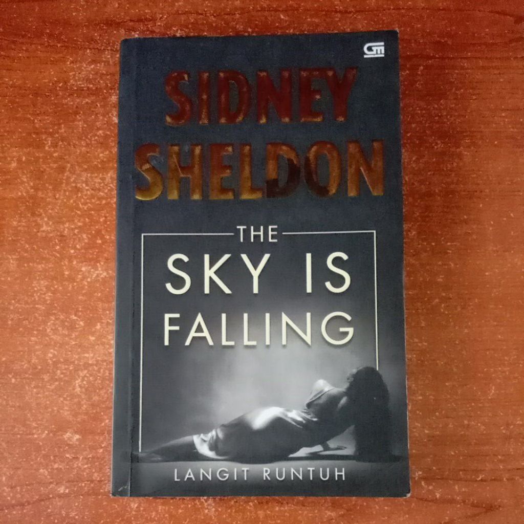 NOVEL THE SKY IS FALLING oleh SIDNEY SHELDON