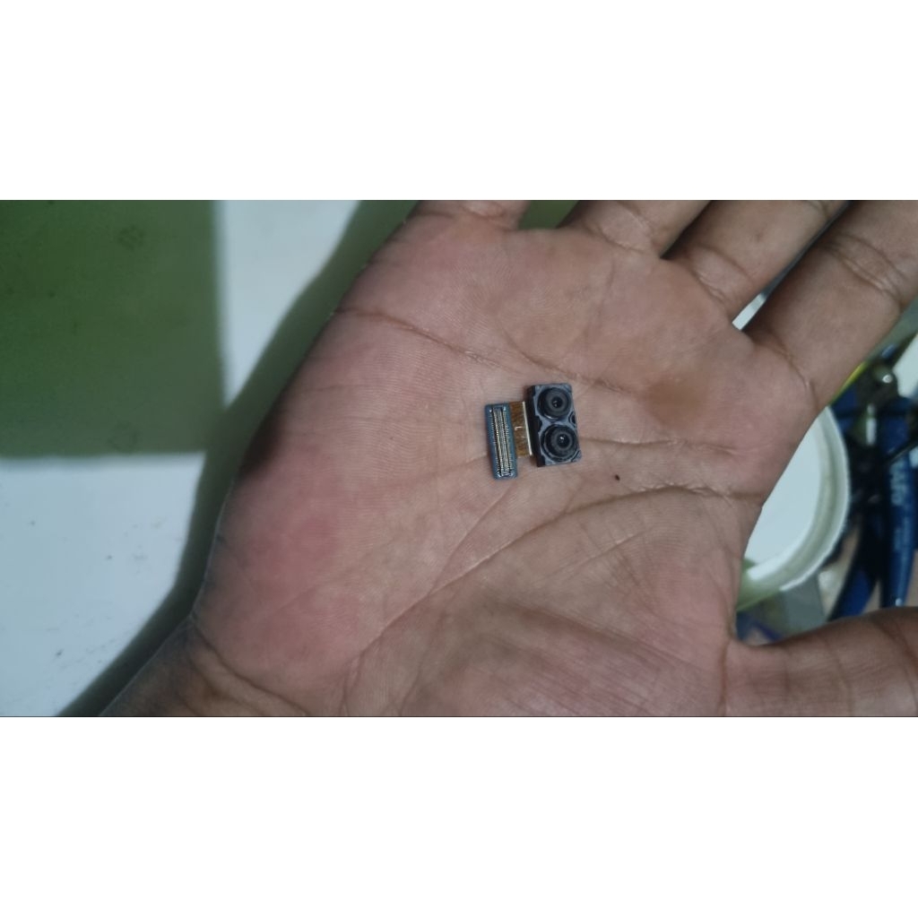 kamera depan samsung A8 2018 copotan normal