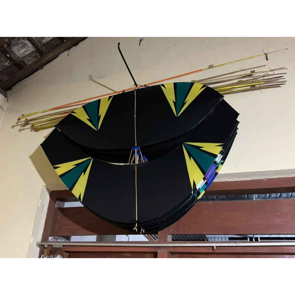 Layangan Pegon Ceper 120cm motif Petir Senar 500
