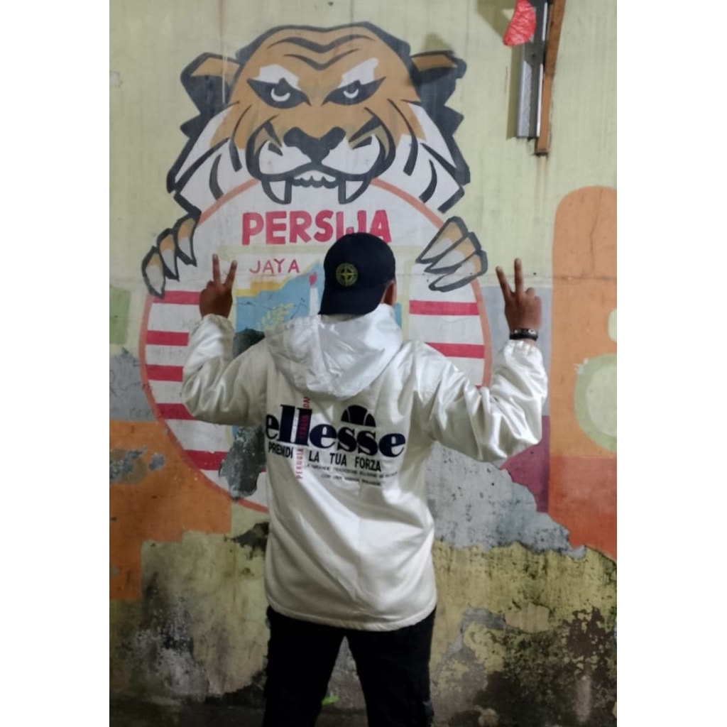ELLESE SECOND