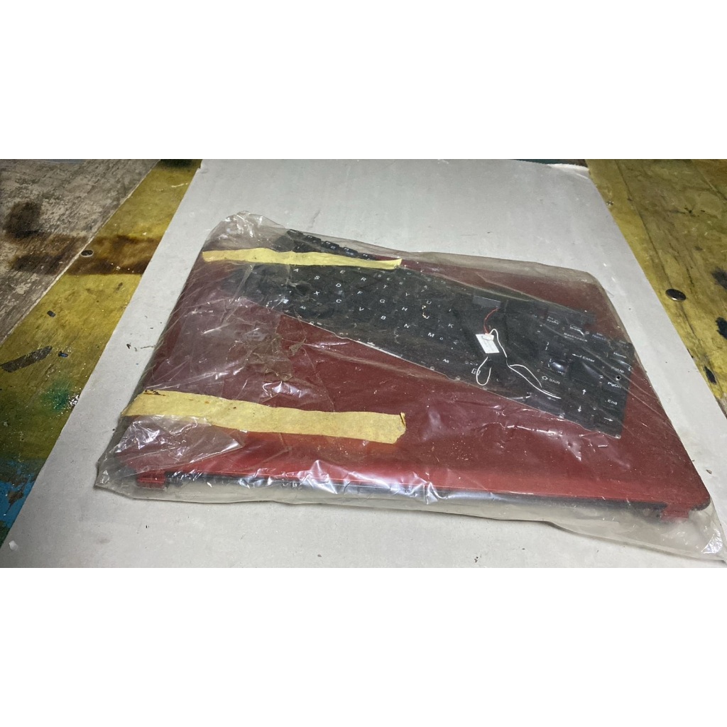 fleksibel layar Acer z1402
