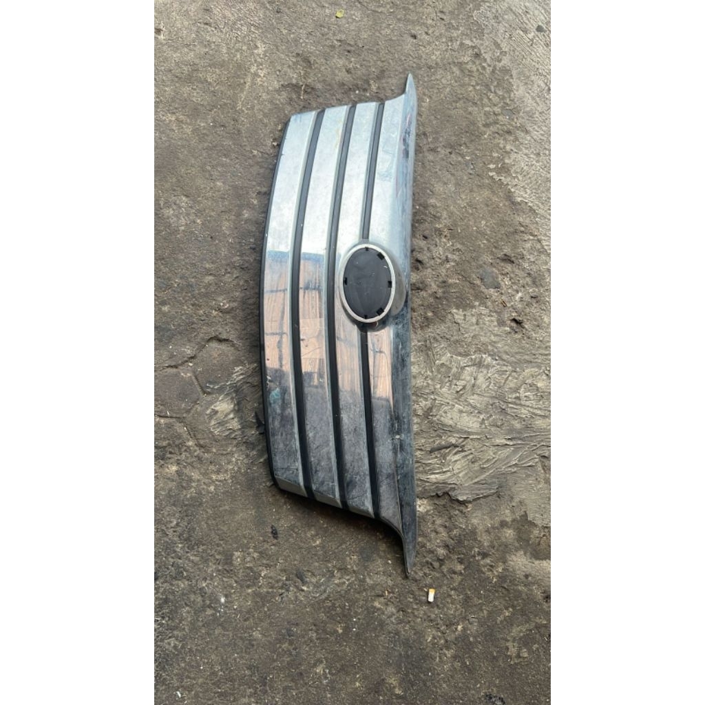 Grill daihatsu luxio 2015-2016 original