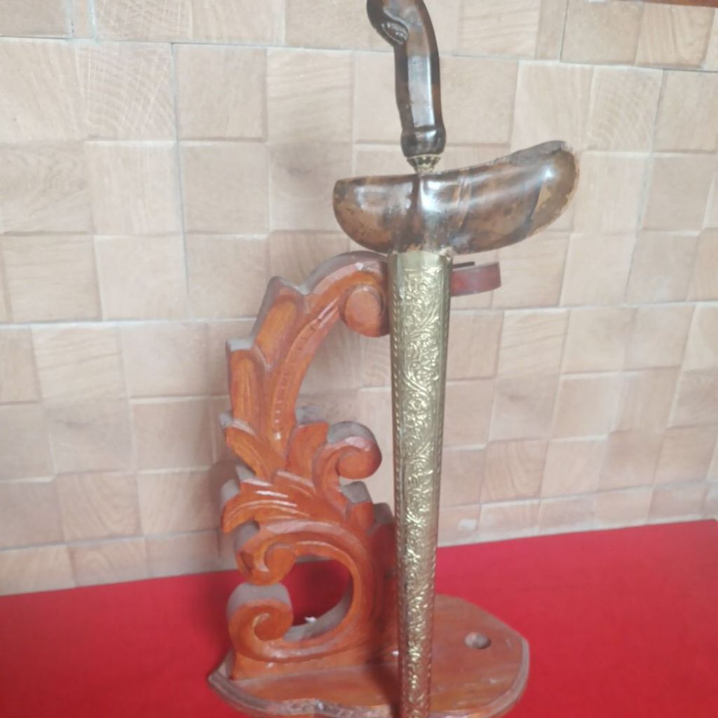 Keris Jalak Tilam Sari Sepuh Pamor Melati Sinebar