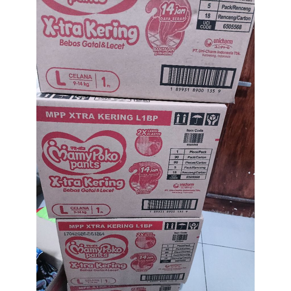 MamyPoko Rencengan ukuran L 1 dus (90 pcs / 18 renceng)