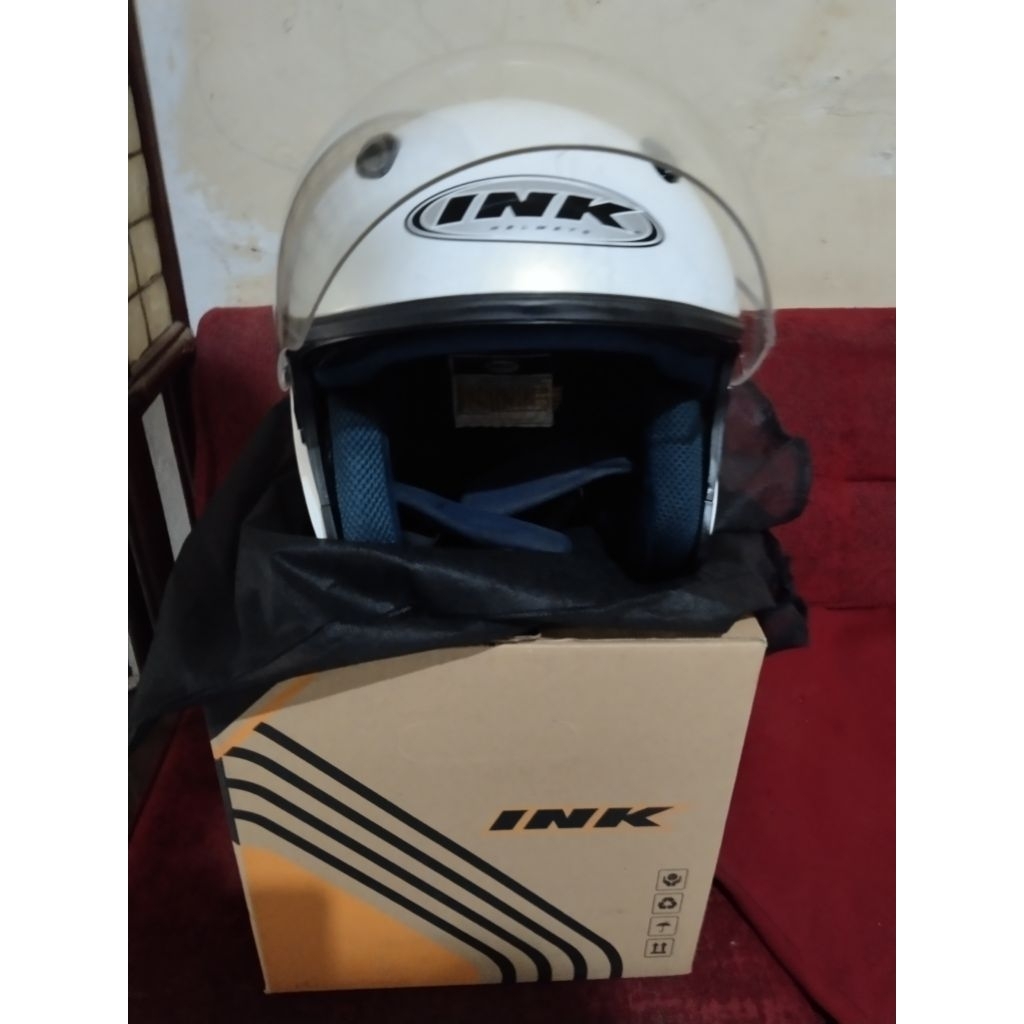 Helm ink centro second