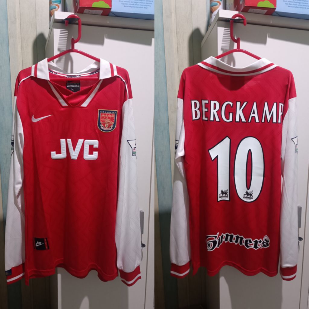 ARSENAL JERSEY HOME 1996/1997 BERGKAMP 10