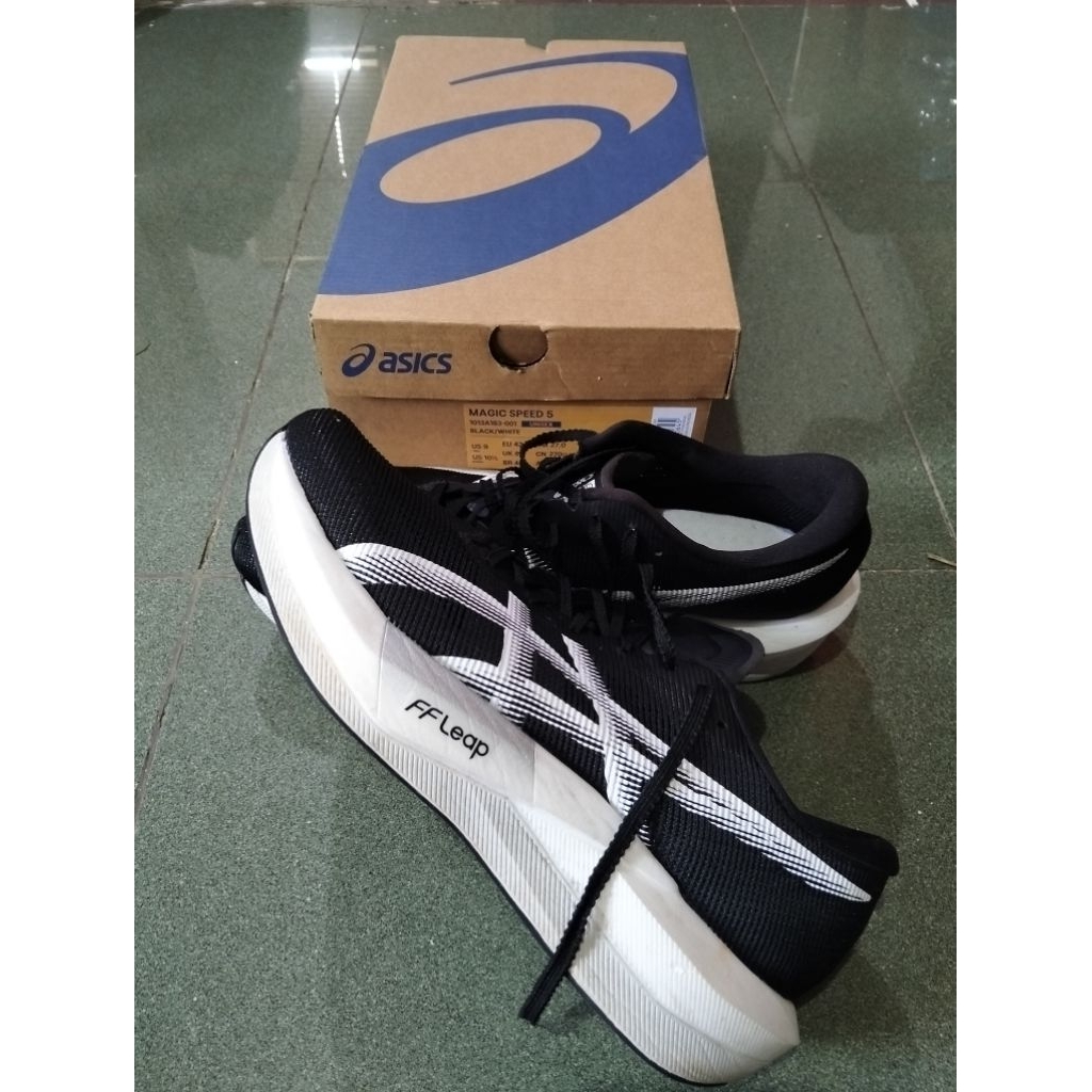 ASICS MAGIC SPEED 5