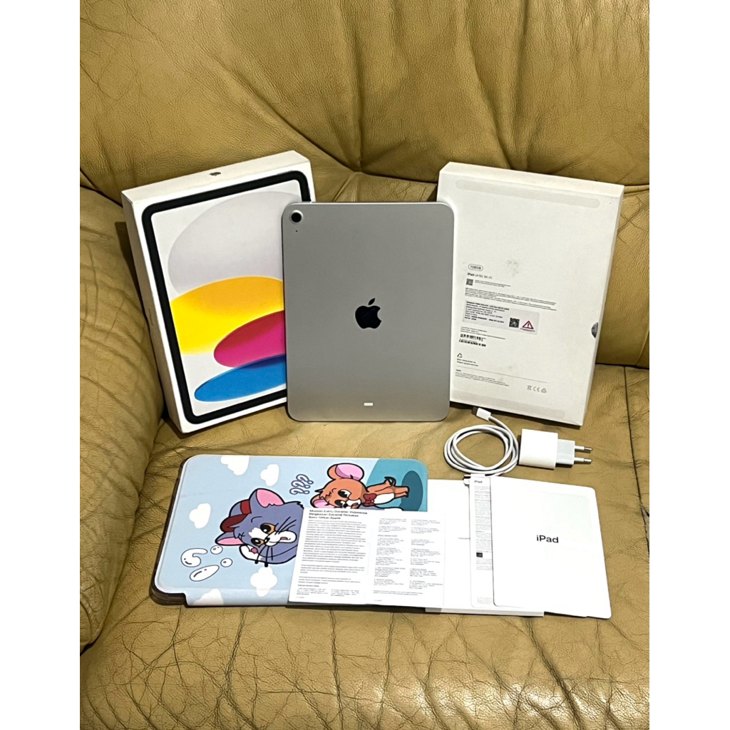 Fullset iPad Gen 11 A16 128GB Wifi Silver Garansi iBox ON 17 November 2026 NEW Apple Ori Second Mulu