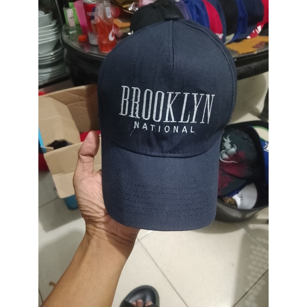 topi brooklyn