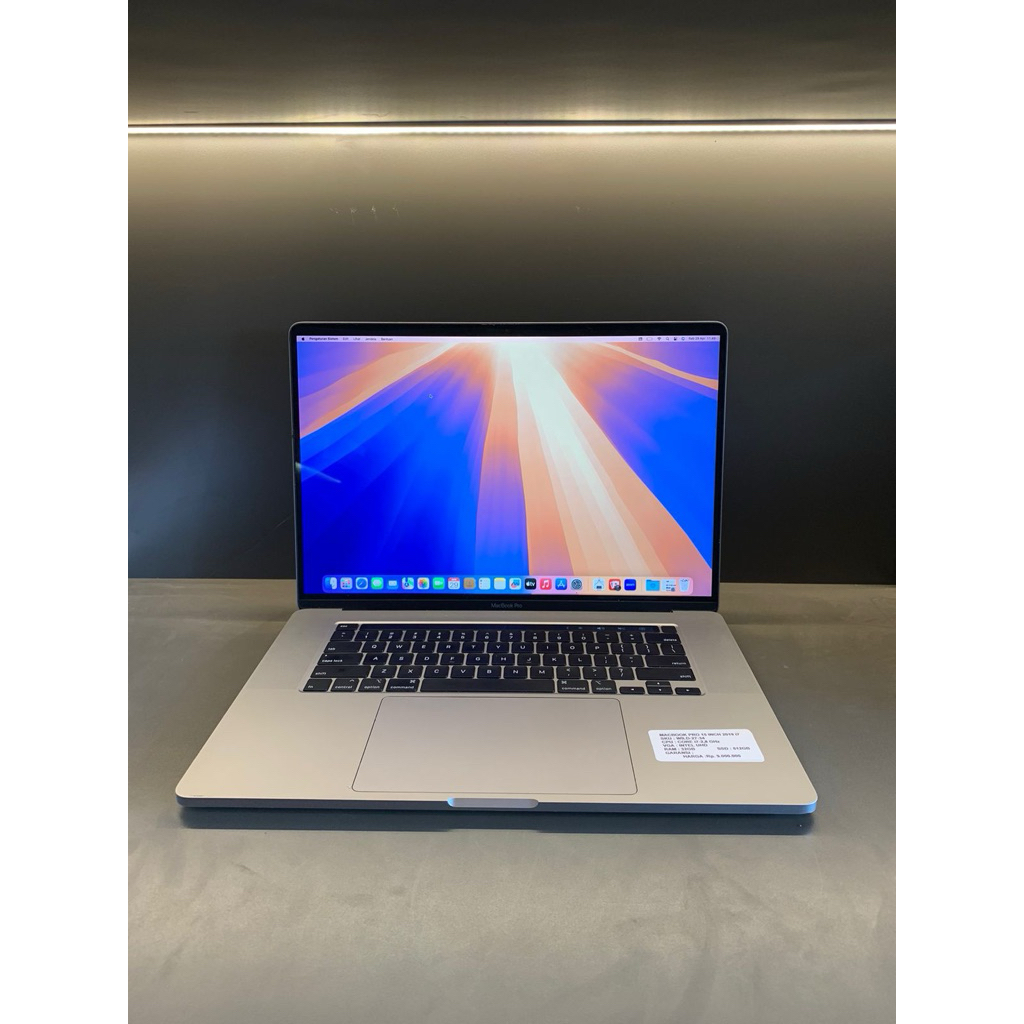Macbook Pro 2019 16 inch Core i7 RAM 32GB SSD 512GB Second Perfect