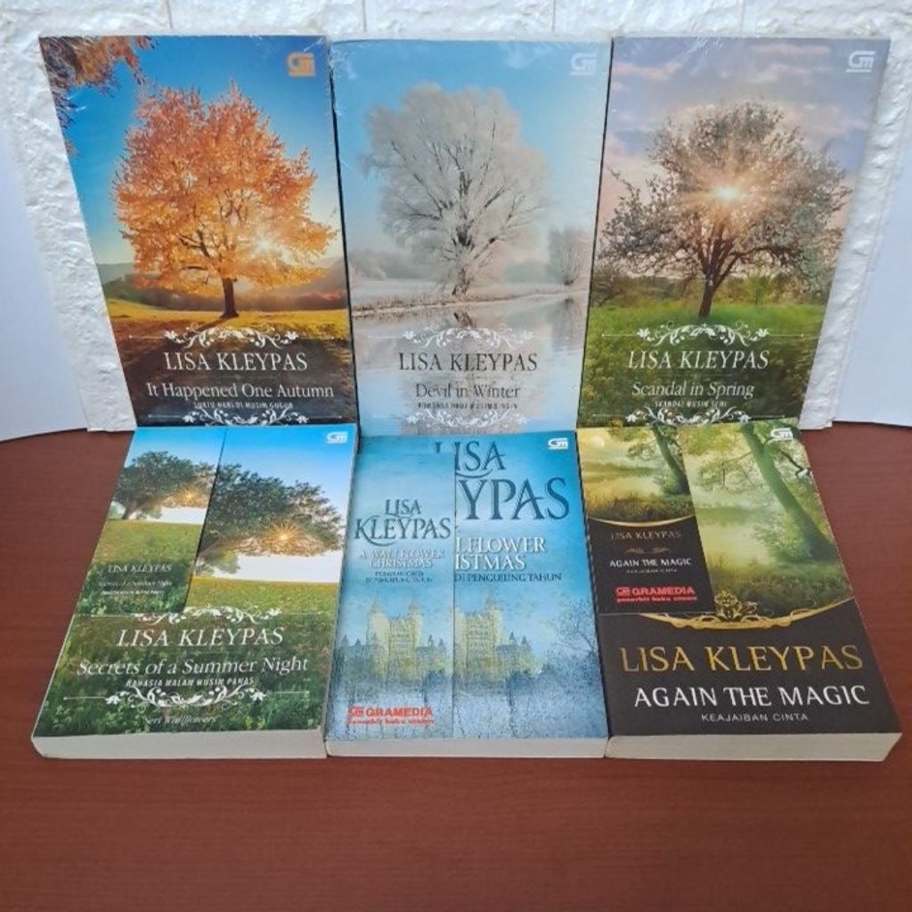 NOVEL SERI WALLFLOWERS DEVIL IN WINTER - SCANDAL IN SPRING - IT HAPPENED - SECRET OF A SUMMER - A WA