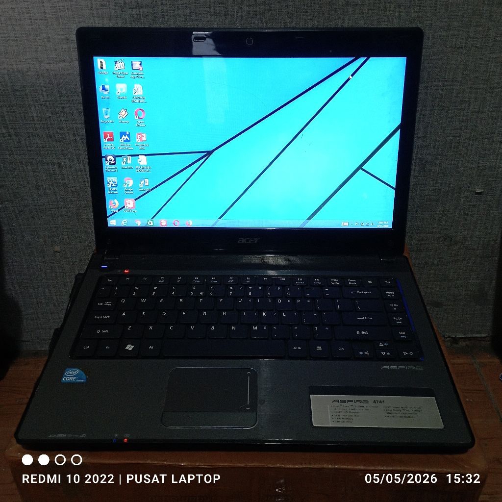 Laptop Acer Aspire 4741z series windows 8 prosesor Intel core i3 Ram3gb hrd320gb Lcd14in Mesin Norma