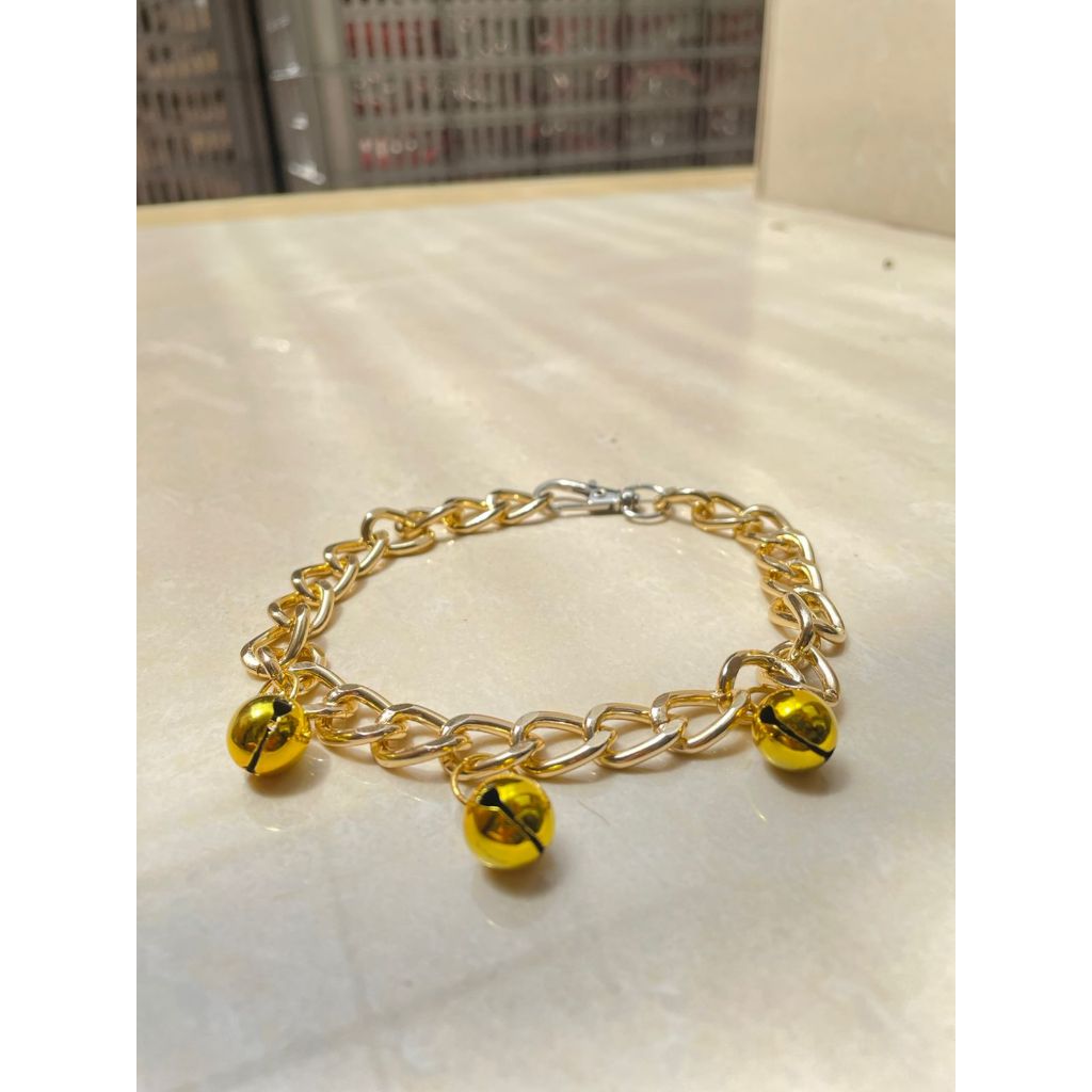 (The Claw) (The Ham's) Kalung Kucing Rantai Emas 3 Lonceng preman bahan Akrilik Lonceng 3 ukuran 14m