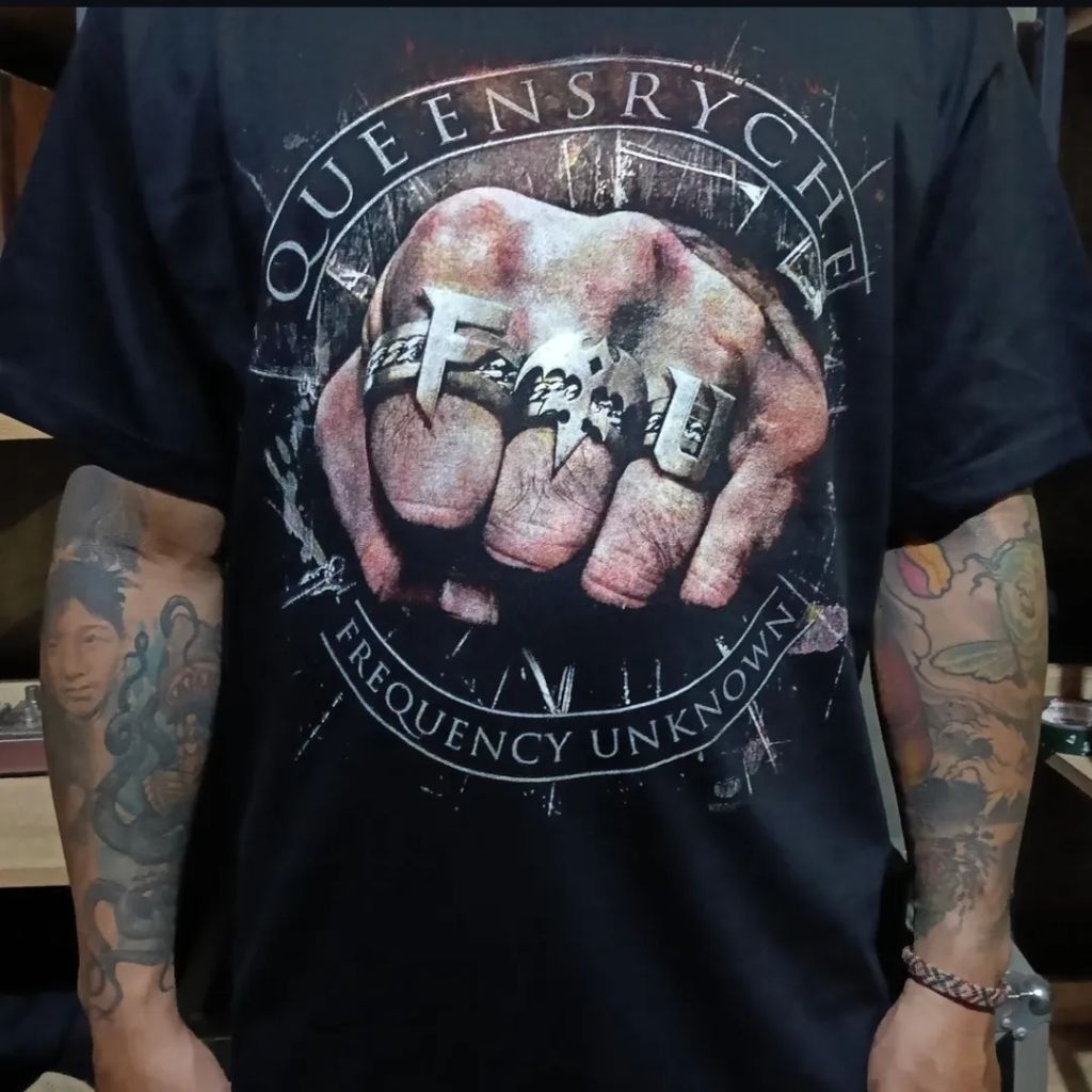 Kaos band termurah ( Queensryche )