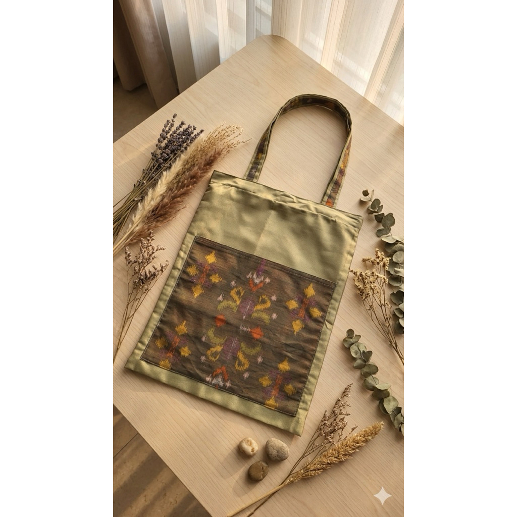Tote Bag/ Tas Laptop Tenun Bali Etnik Unik